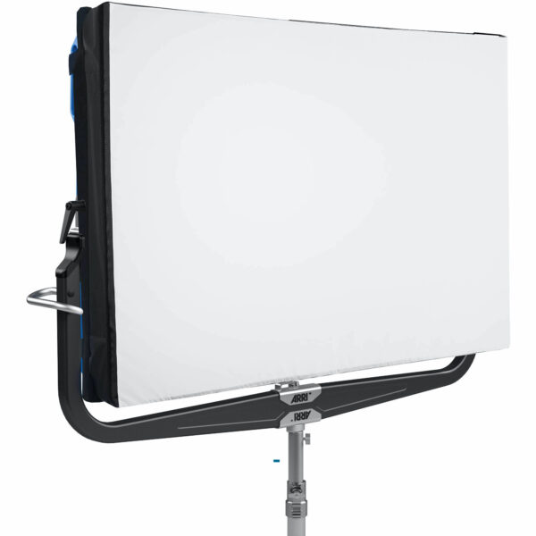 Arri S60 C Skypanel With 2 Rise Como Stand - Image 6